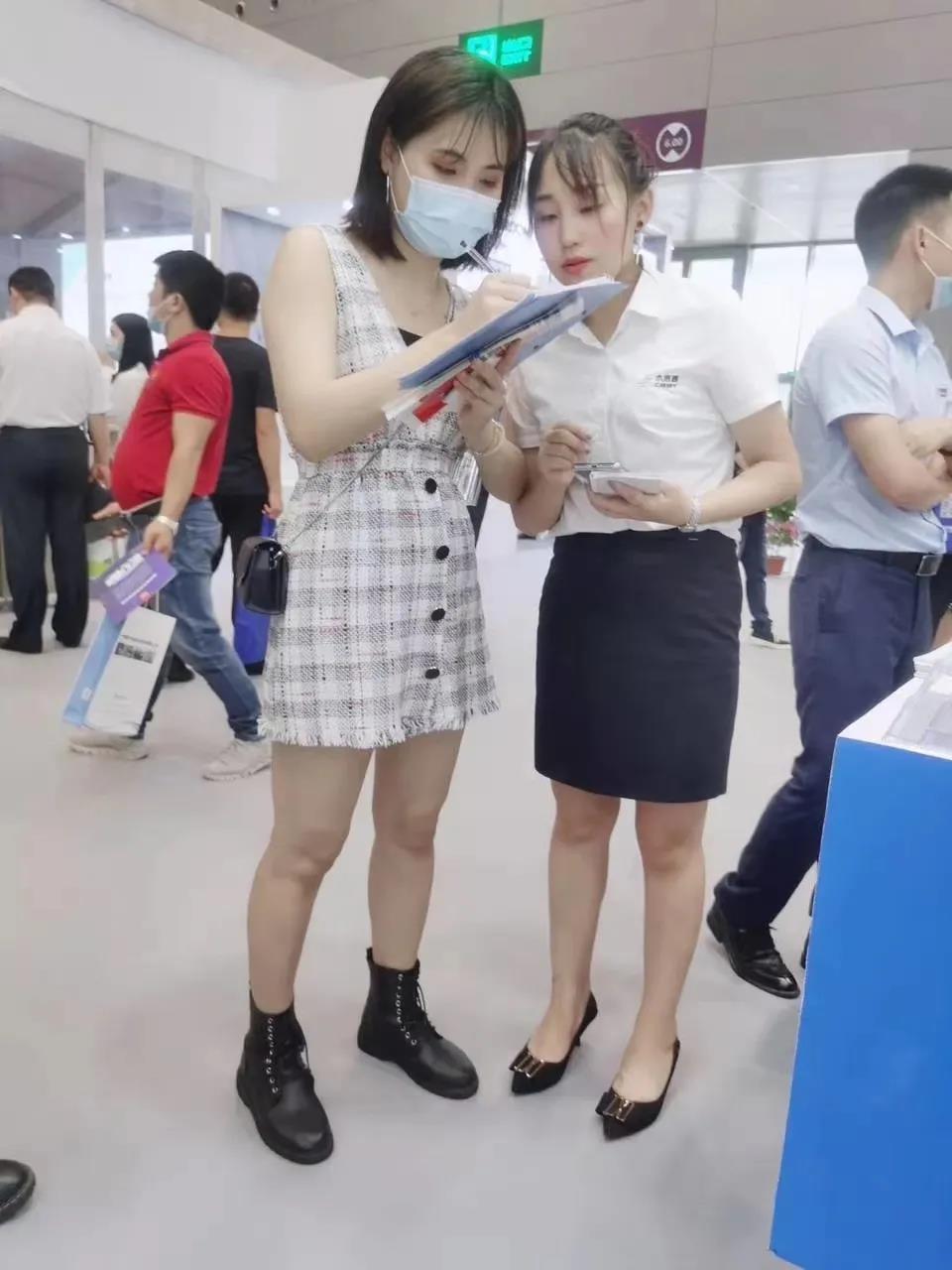 水思源——优秀团队经理“蓉姐”