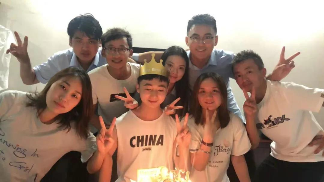 水思源——优秀团队经理“蓉姐”
